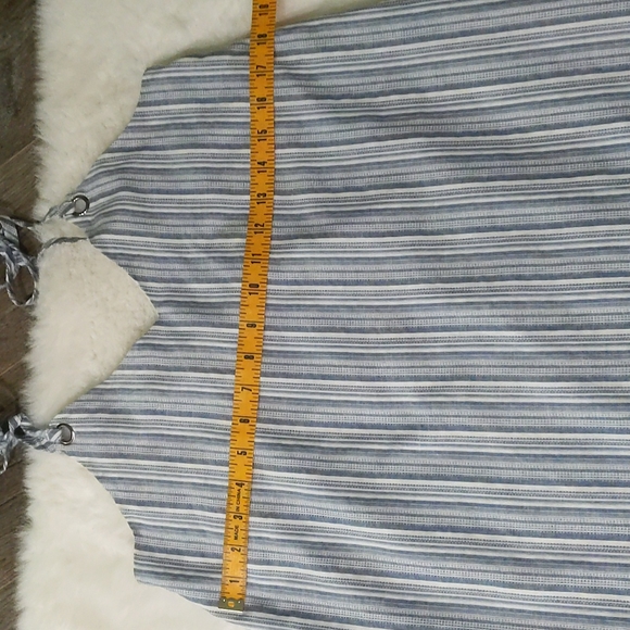 DOE & RAE Ruffle Hem Dress With Tie Straps ~ NWOT - Picture 16 of 16